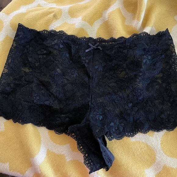 Torrid Curves Black Lace Panties - Picture 1 of 6